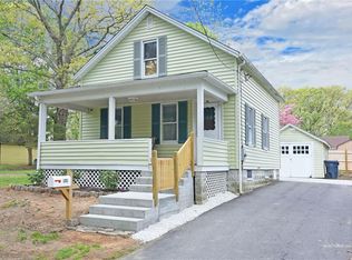 101 Brentwood Ave, Warwick, RI 02886