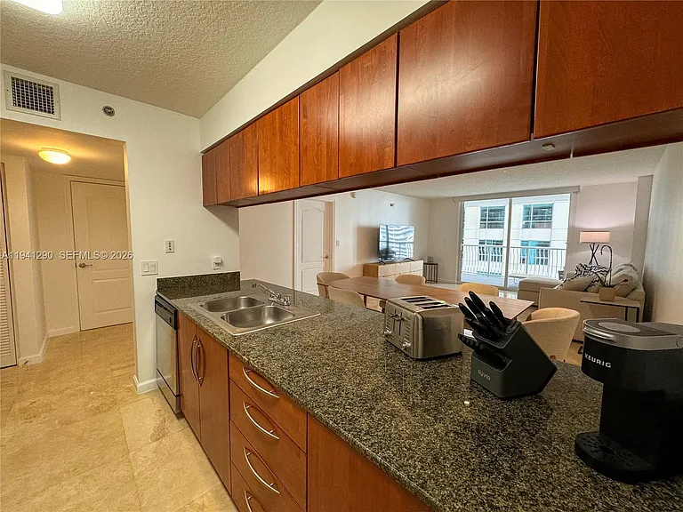 1200 Brickell Bay Dr #1708 — Photo 5