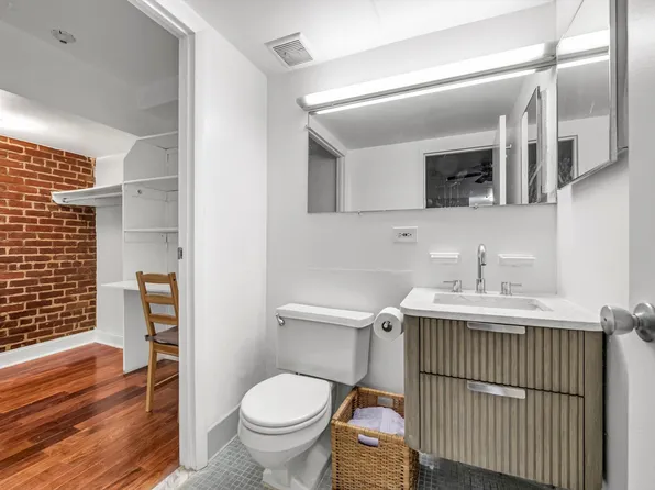 77 Bleecker Street image 23 of 27