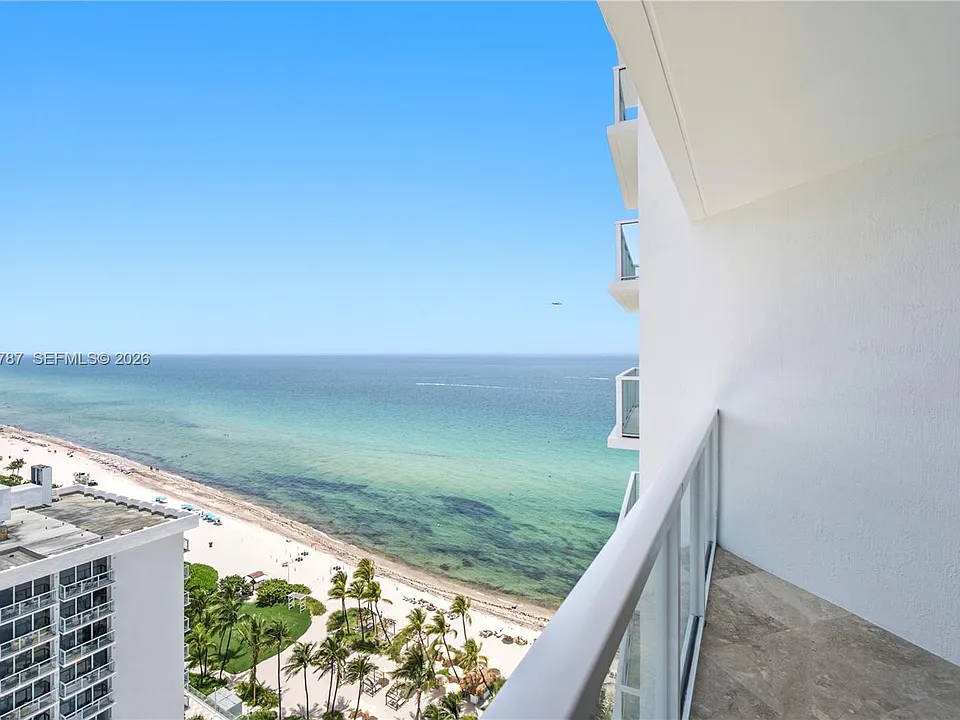 16699 Collins Ave #1804