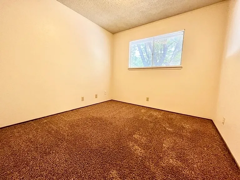 417 Orange St — Photo 7