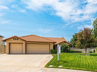 883 Pike Dr, Hemet, CA 92544