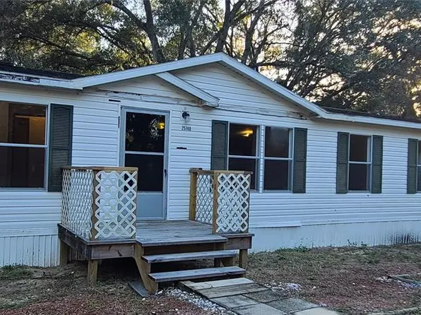 25140 SE 172nd St, Umatilla, FL 32784