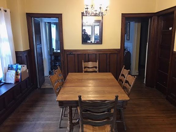 3rd image of 631 W Delavan Ave