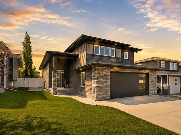 4292 E Ryders Ridge Blvd, Sylvan Lake, AB T4S 0M5