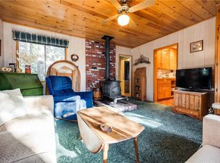 23996 Wildwood Ln, Crestline, CA 92325