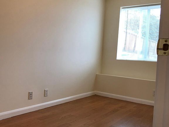 5th image of 1731 28th Ave