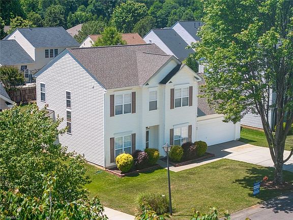 2nd image of 4236 Laurel Ridge Cir