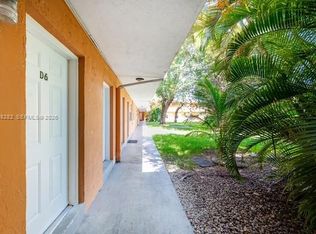 9760 SW 184th St APT 6D, Cutler Bay, FL 33157