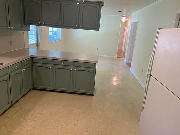 Open kitchen and dining area.