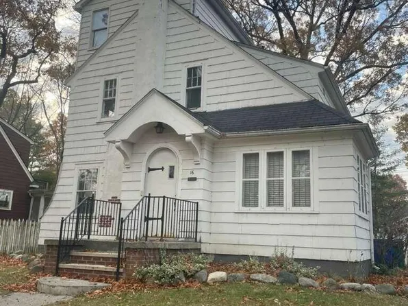 16 Devonshire Rd, Pleasant Ridge, MI 48069