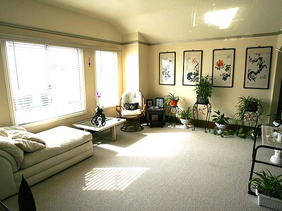 2nd image of 2282 33rd Ave