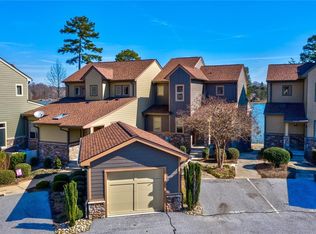 562 Sunset Point Dr, West Union, SC 29696
