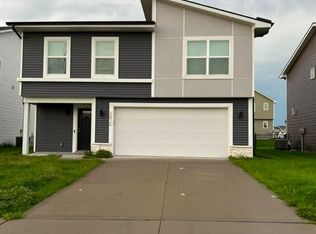 4026 NE 5th St, Ankeny, IA 50021