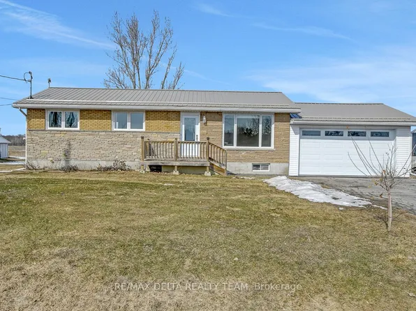 6591 Russell Rd, Ottawa, ON K0A 1K0