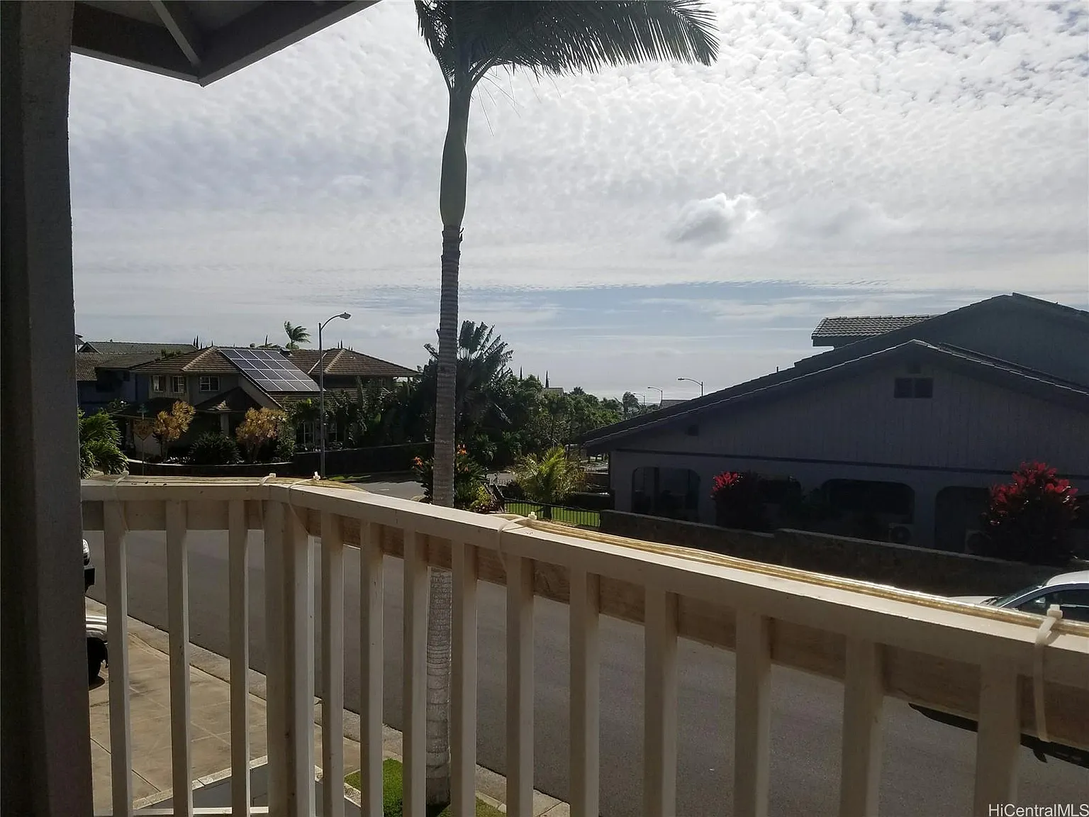 3 bed, 1724 sqft, $3,200 — Photo 2
