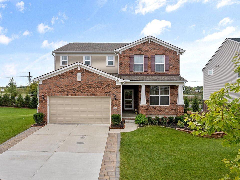 1st image of 638 Holmdale Way