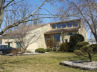 675 Michael Dr, Toms River, NJ 08753