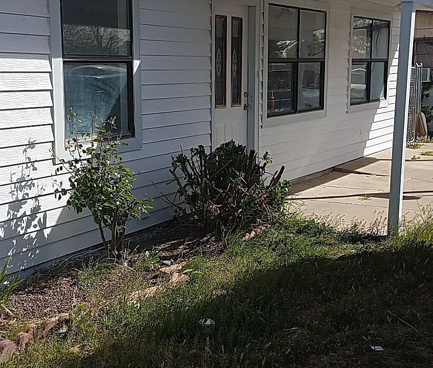 1st image of 1426 N Pennington Dr