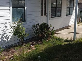 1426 N Pennington Dr, Hobbs, NM 88240