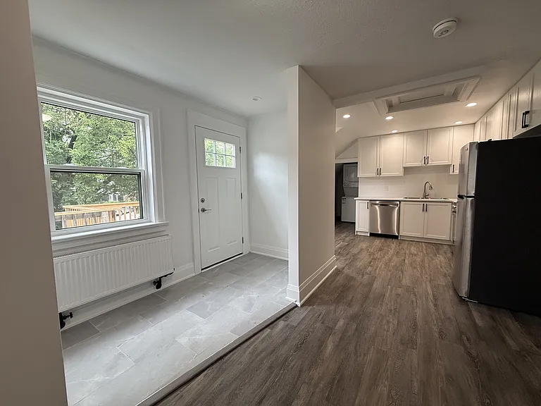 807 Frederick St — Photo 27