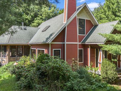 1352 Leapfrog Ln, Fennville, MI, 49408