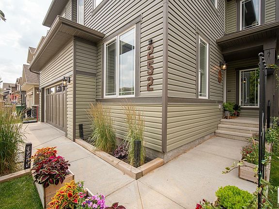 4th image of 252 Reichert Dr