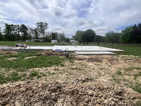 3rd image of 1 Lake Morris Rd Lot 1