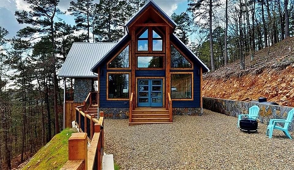 1st image of 346 Vista De Lago Trl