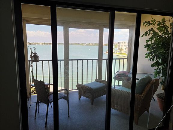 4th image of 7700 Sun Island Dr S APT 308