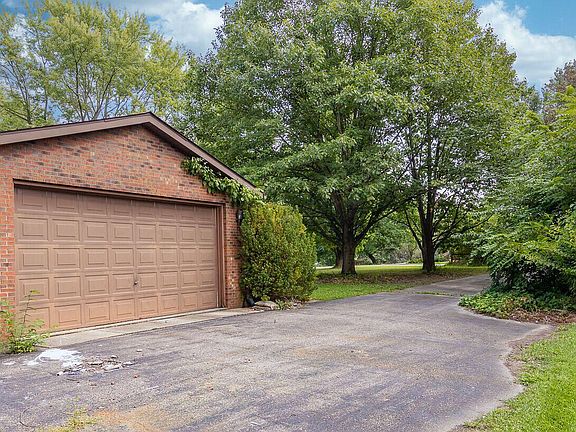5th image of 8098 W Ohio State Ln NW