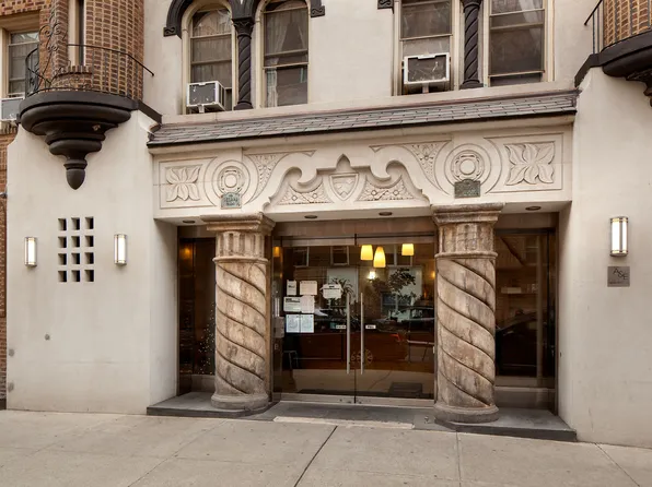 3100 Brighton 2nd Street