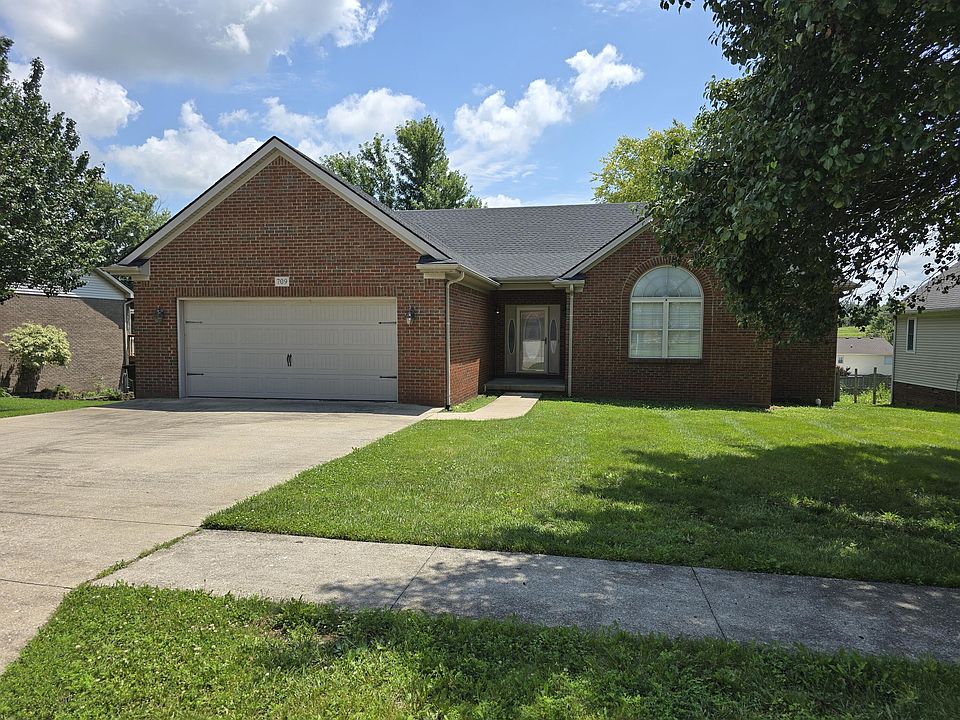1st image of 709 Hackney Ct