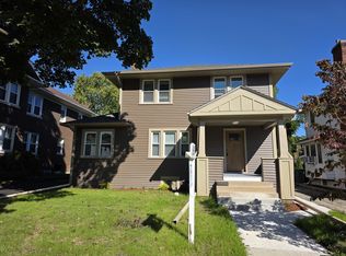 418 Hull Ct, Waukegan, IL 60085