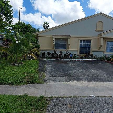 4th image of 1350 SW 71st Ter
