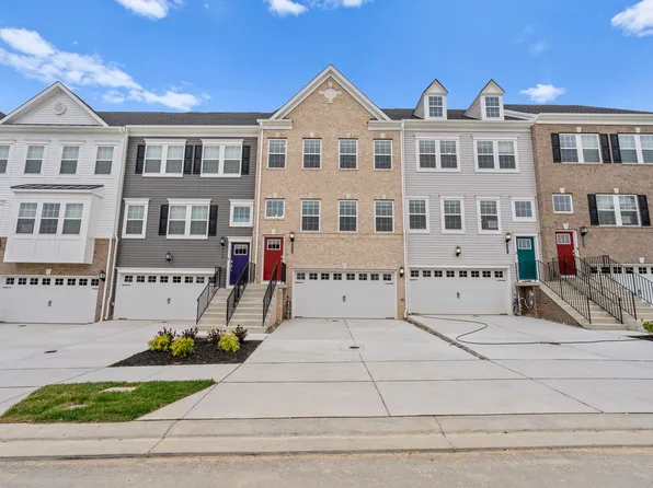 204 Birdie Ct, Pikesville, MD 21208