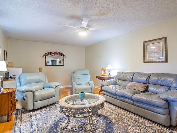 5th image of 1104 Ellerslie Ave