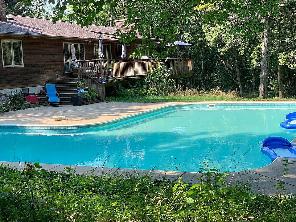 2nd image of 10660 Shelley Ct