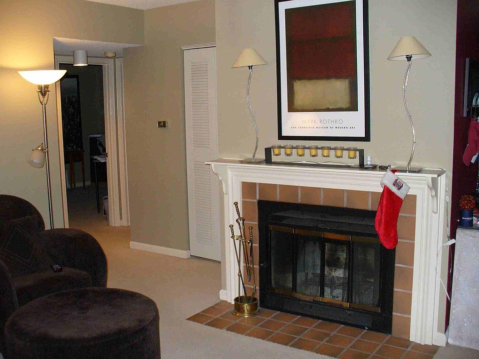 Living Room with Fireplace