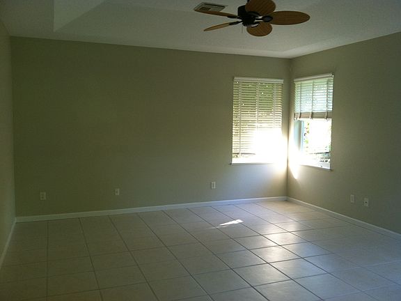 3rd image of 4397 SW Brookside Dr