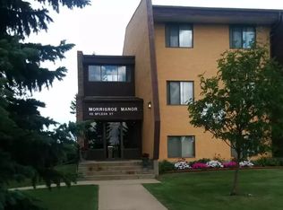 40 McLean St #1A, Red Deer, AB T4R 1W7