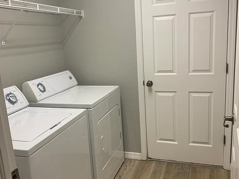 3401 Gussie St — Photo 13