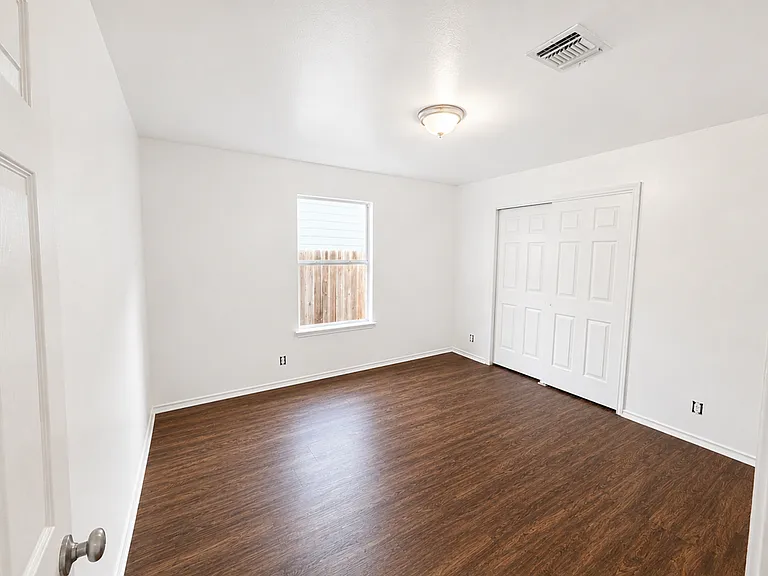 4124 Wensledale Dr — Photo 19