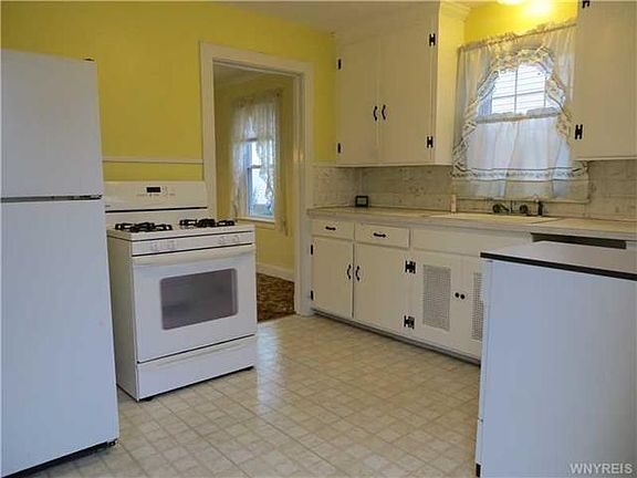 5th image of 4131 Grover Pl