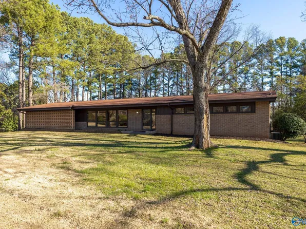 4910 Holmes Ave NW, Huntsville, AL 35816