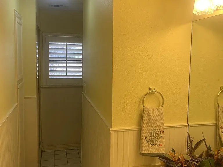 2030 Milrany Ln — Photo 3