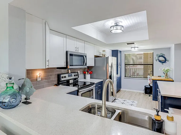 12601 Kelly Sands Way #411 — Photo 5
