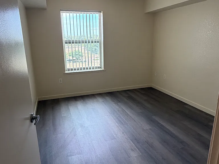 Cannery Place Apartments — Photo 7