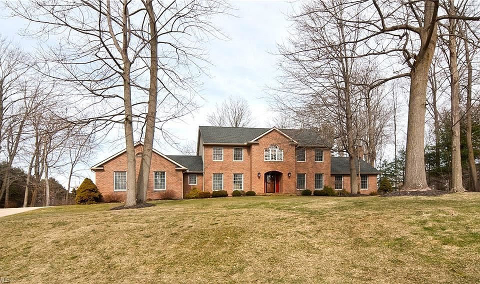1st image of 2447 Woodacre Dr