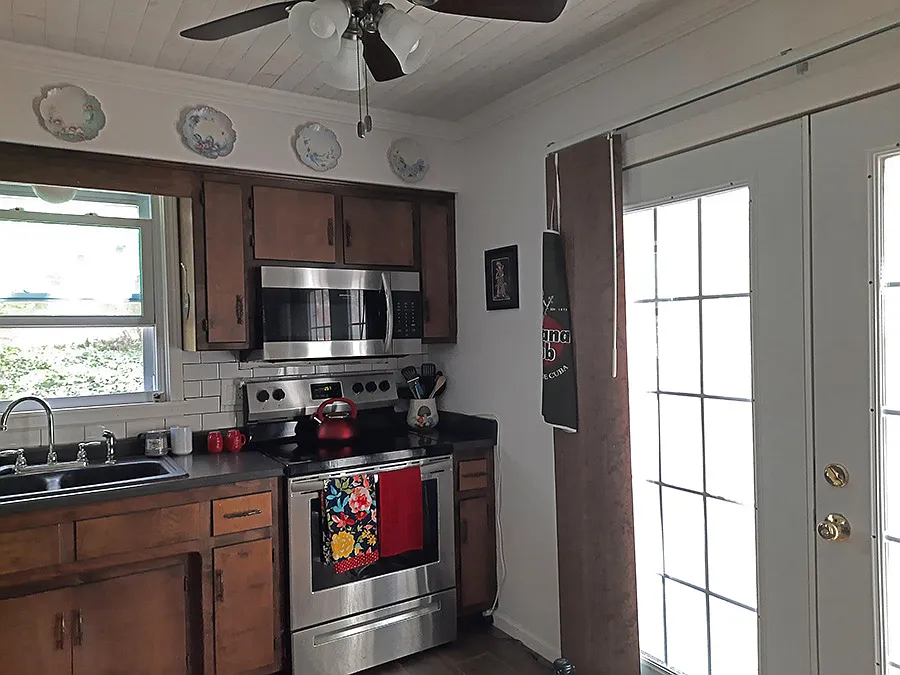 2 bed, 1.5 bath, 1100 sqft, $1,250 — Photo 1